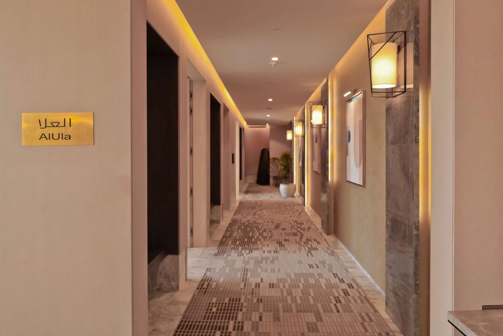 Mansard Riyadh, A Radisson Collection Hotel Luaran gambar A corridor in the hotel