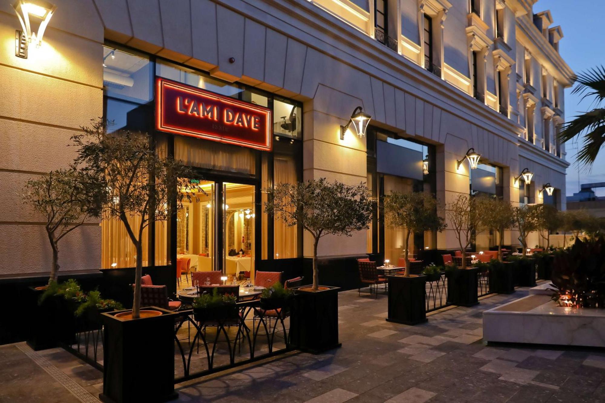 Mansard Riyadh, A Radisson Collection Hotel Luaran gambar L'Ami Bar